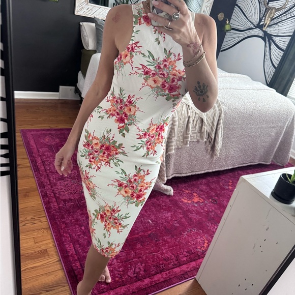 Love Dresses & Skirts - Love Floral White and Pink Dress